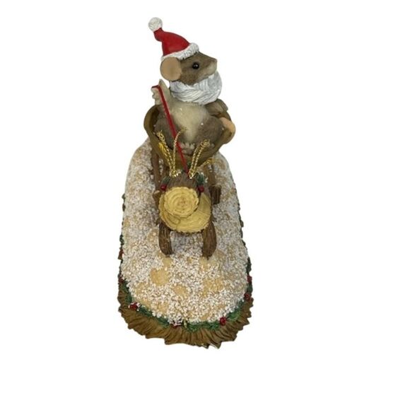 Silvestri Charming Trails Mackenzie Claus on Parade by Dean Griff Figurine - Picture 5 of 7